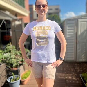 Stradivarius White Monaco Tee with Gold Graphic